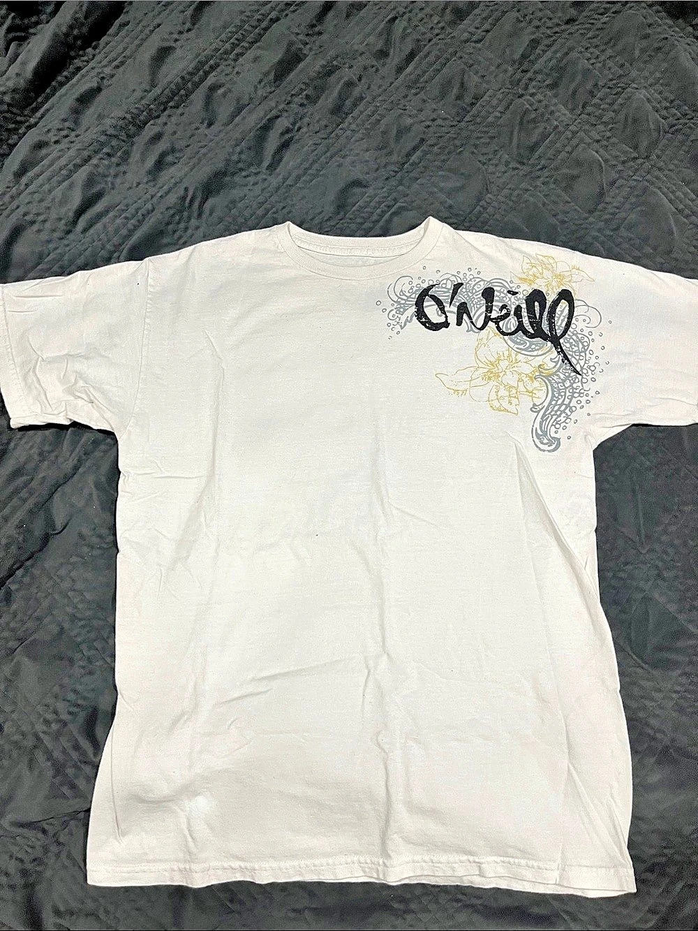 Oneil Graphic Short Sleeve Tee in White Size Medium